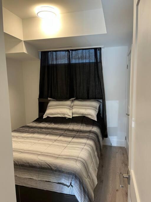 Lovely One Bedroom Condo With Free Parking Niagara Falls Eksteriør billede